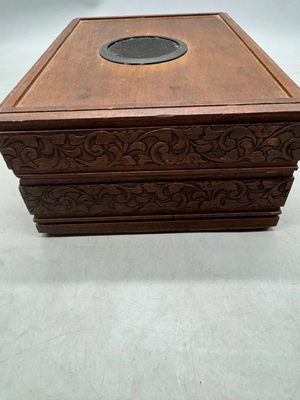 Hand-Carved Wooden Trinket Box With Intricate Floral Design & Hinged Lid READ